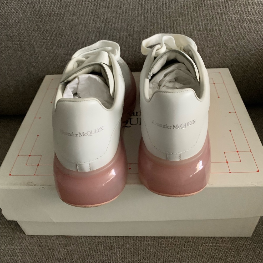 Authentic Alexander McQueen Platform Sneaker - Picture 5 of 5